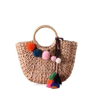 Straw beach tote bag with pompoms